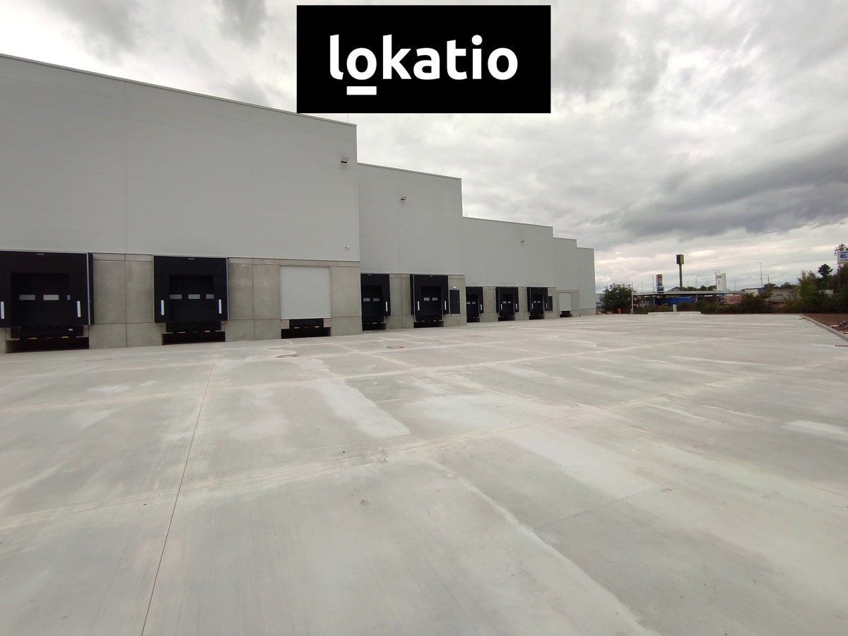 Photo 1 - Commercial property for rent · Warehouse · 1 895 m²