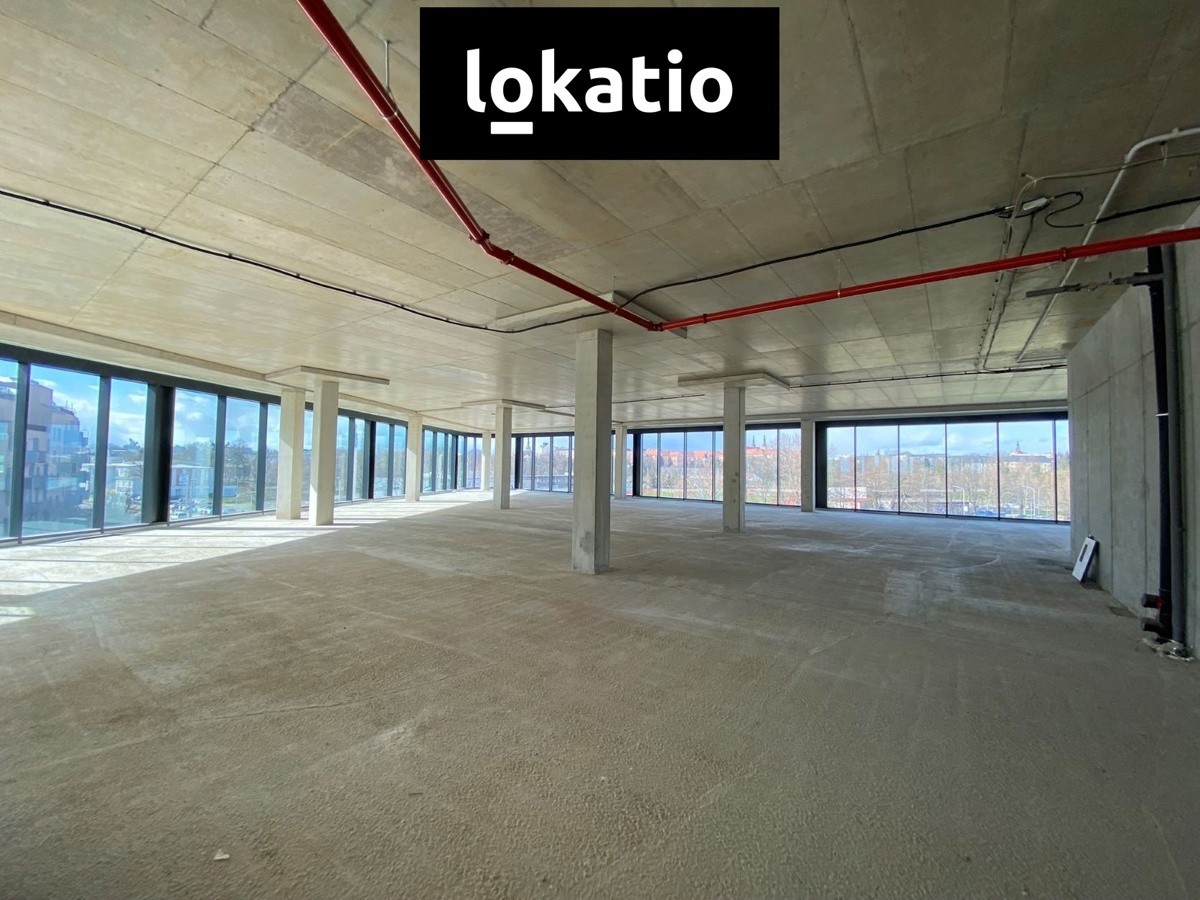 Photo 2 - Commercial property for rent · Office · 1 330 m²