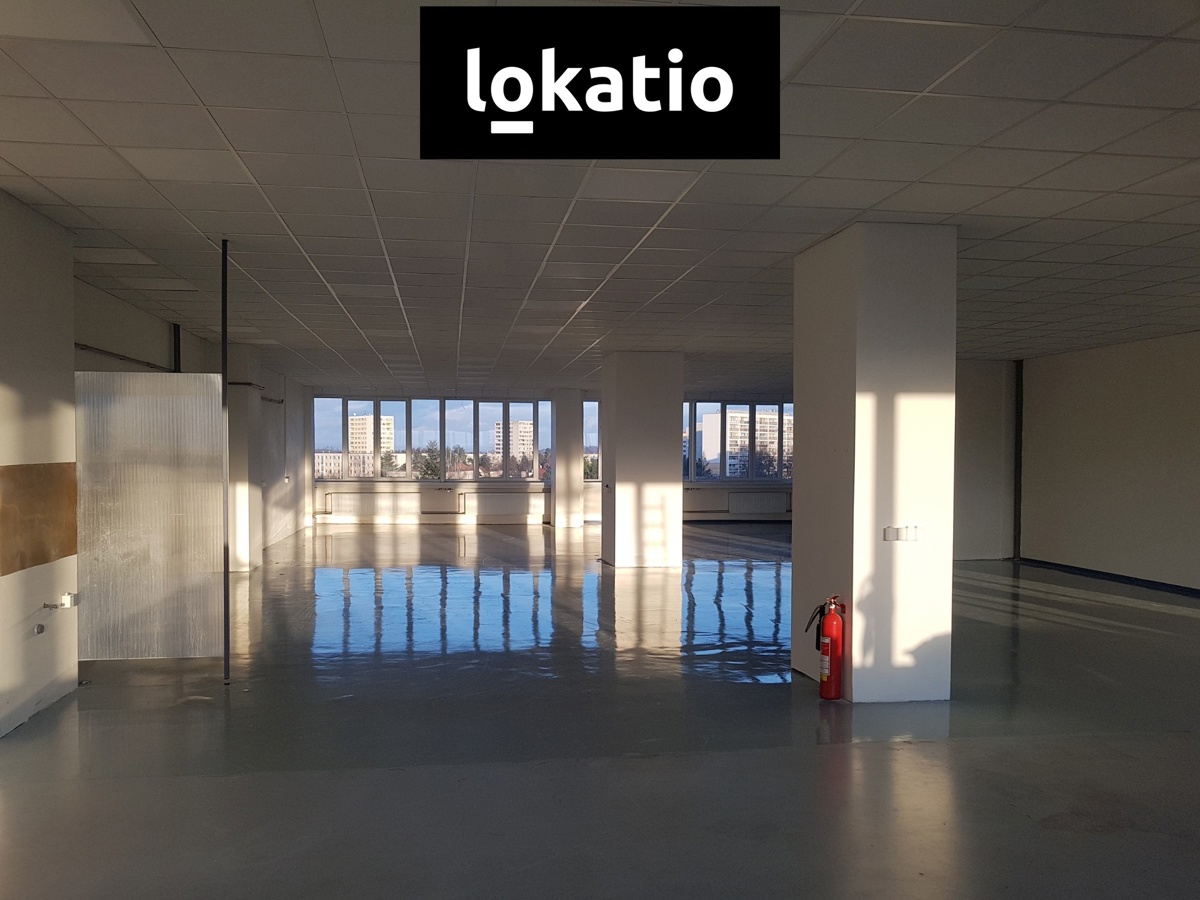 Photo 2 - Commercial property for rent · Warehouse · 830 m²