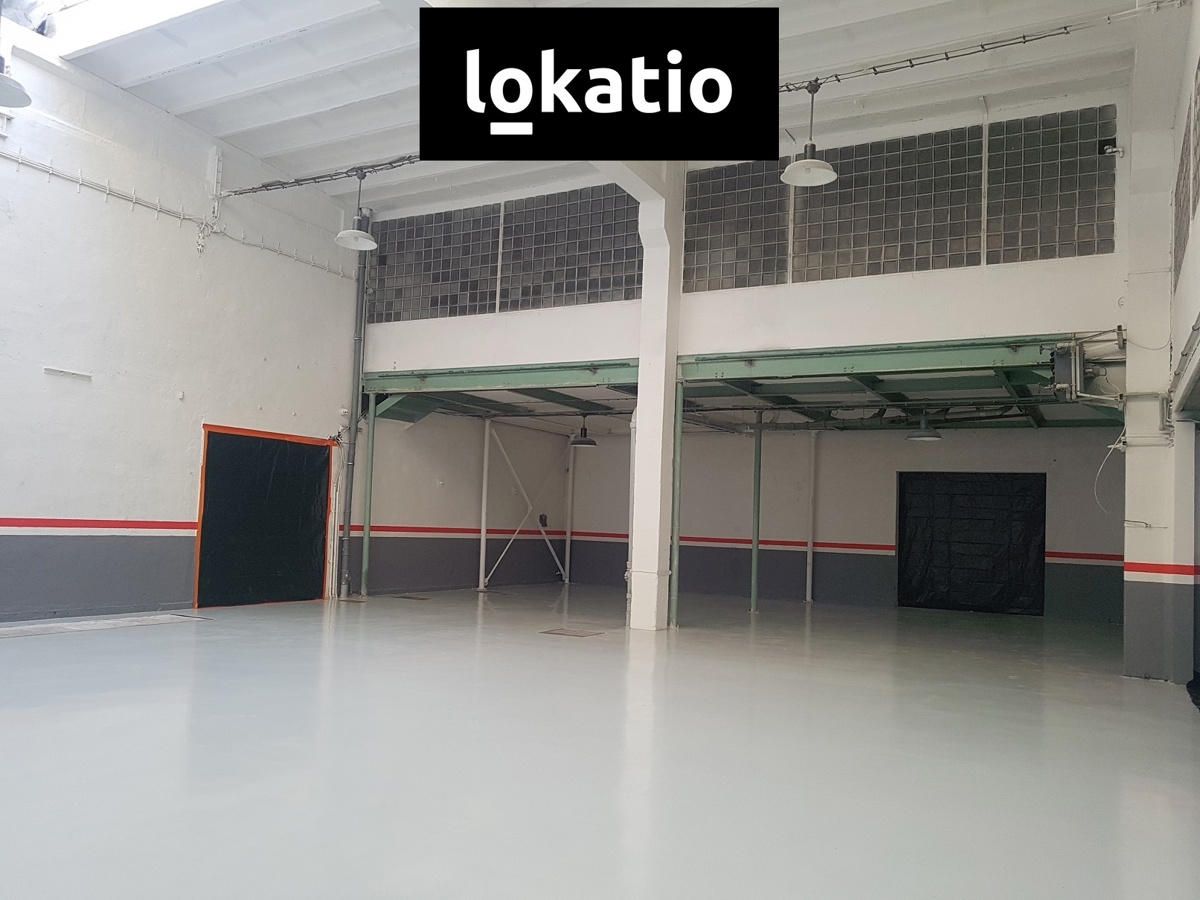 Fotografie 2 - Pronájem komerční nemovitosti · Sklad · 1 000 m²