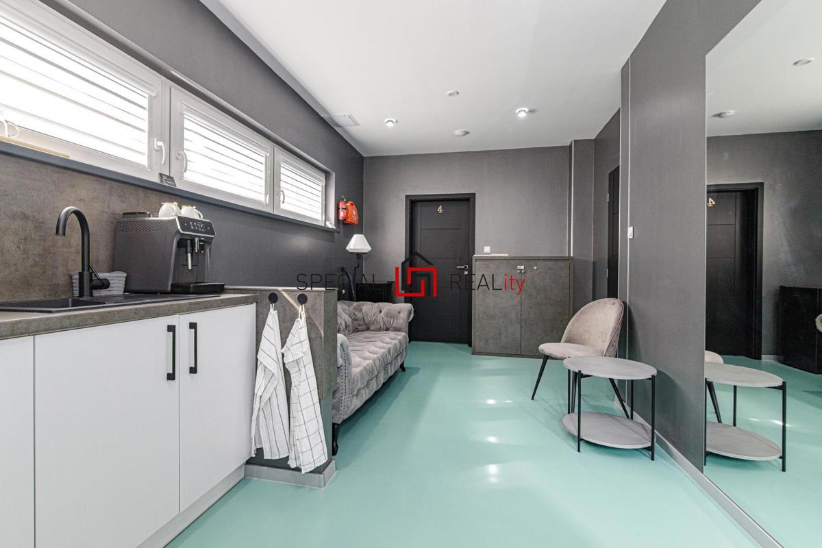 Hình ảnh 3 - Bất động sản thương mại đang được rao bán · Khách sạn · 138 m²