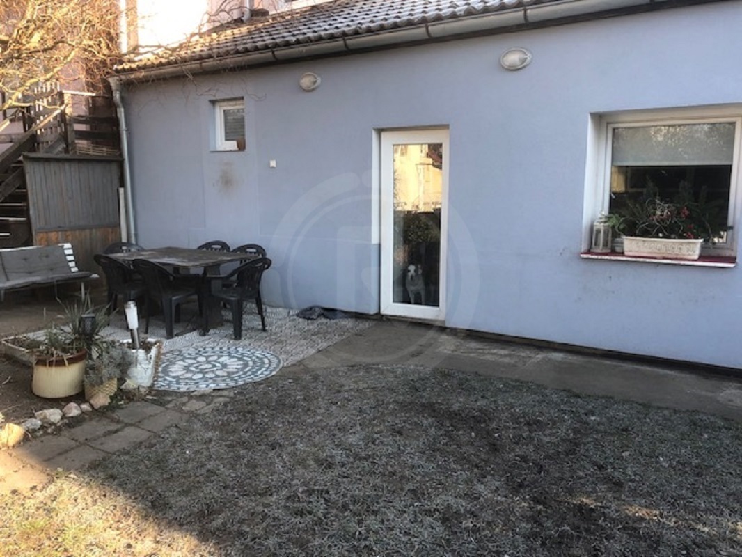 Фото 3 - Продажа коммерческой недвижимости · 250 m²