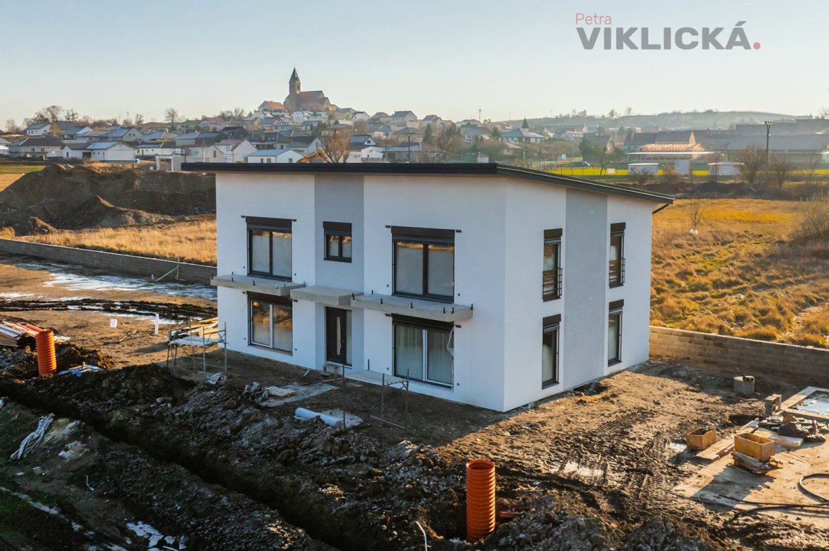 Фото 2 - Продажа квартиры · 2+kk · 60 m²