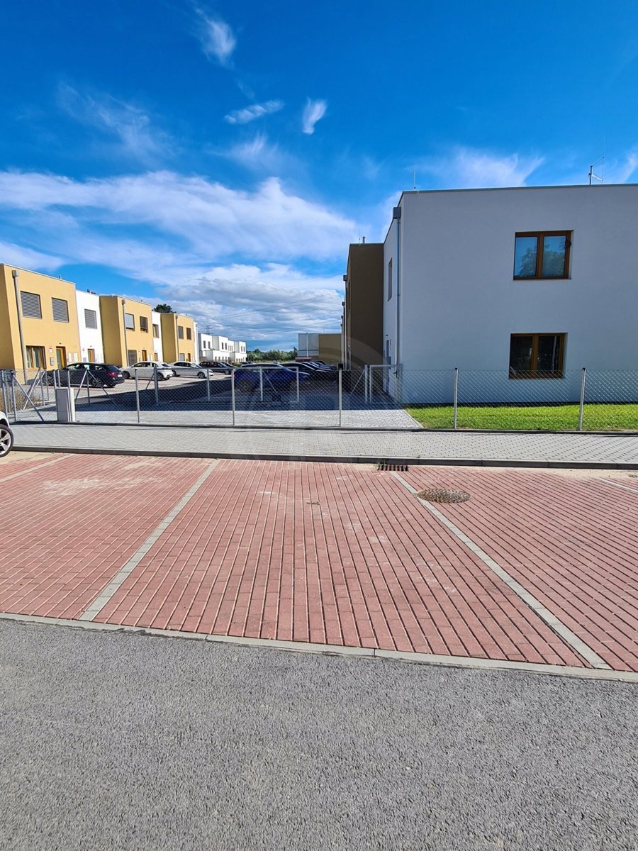 Фото 2 - Продажа коммерческой недвижимости · 16 m²