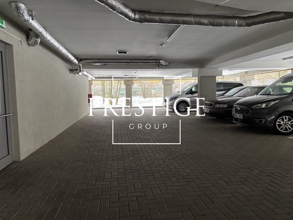 Photo 3 - Garage for rent · 12 m²