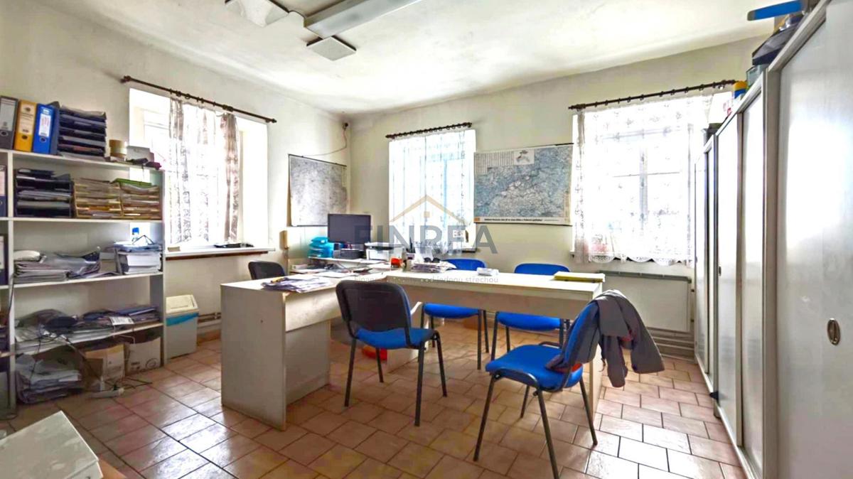 Фото 1 - Продаж будинку · Сімейний будинок · 450 m²