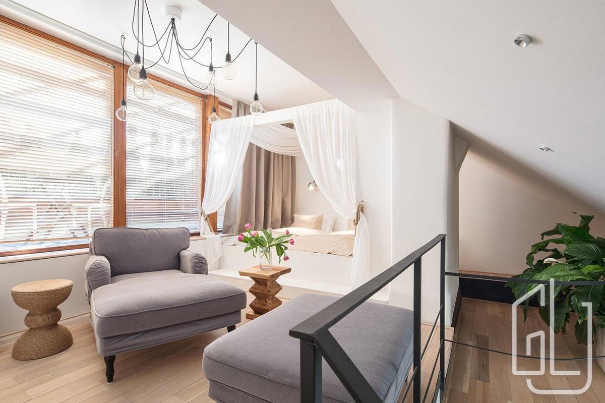 Photo 1 - Apartment for rent · 2+kk · 38 m²