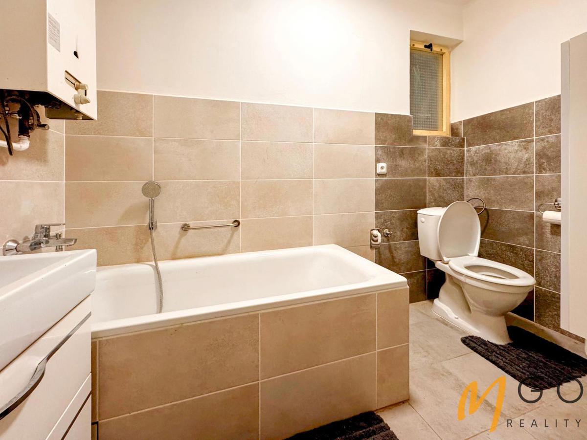 Hình ảnh 1 - Căn hộ bán · 2+kk · 44 m²