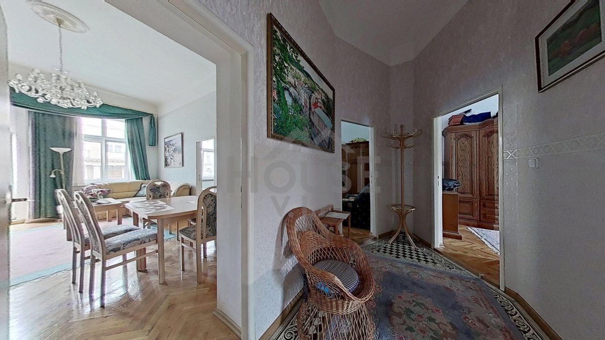 Фото 2 - Продаж квартири · 3+kk · 88 m²