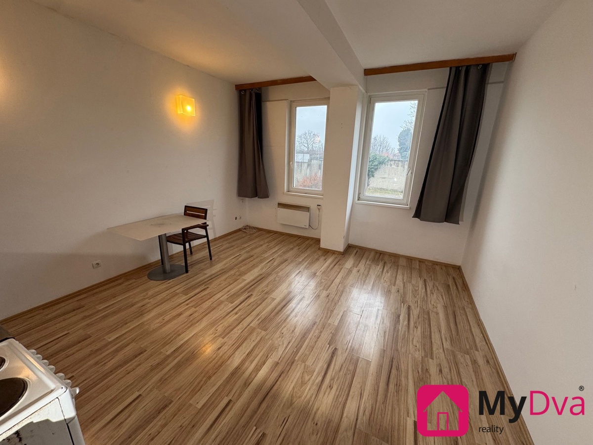 Photo 4 - Apartment for sale · 1+kk · 30 m²