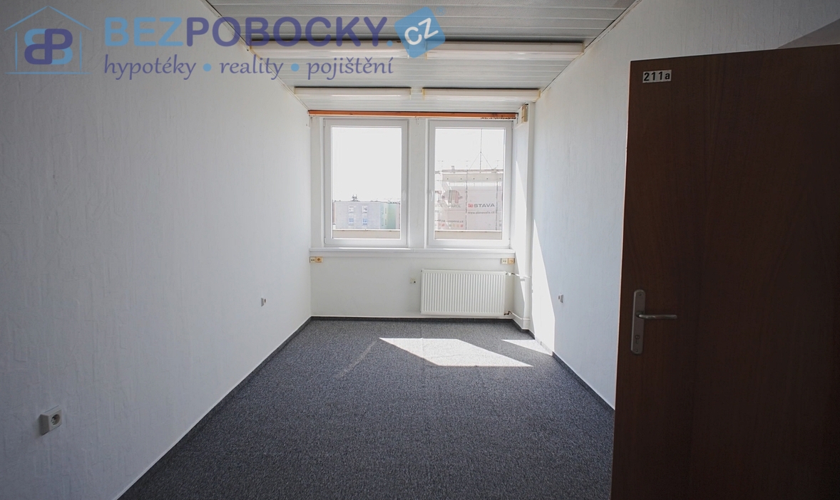 Photo 4 - Commercial property for rent · Office · 32 m²