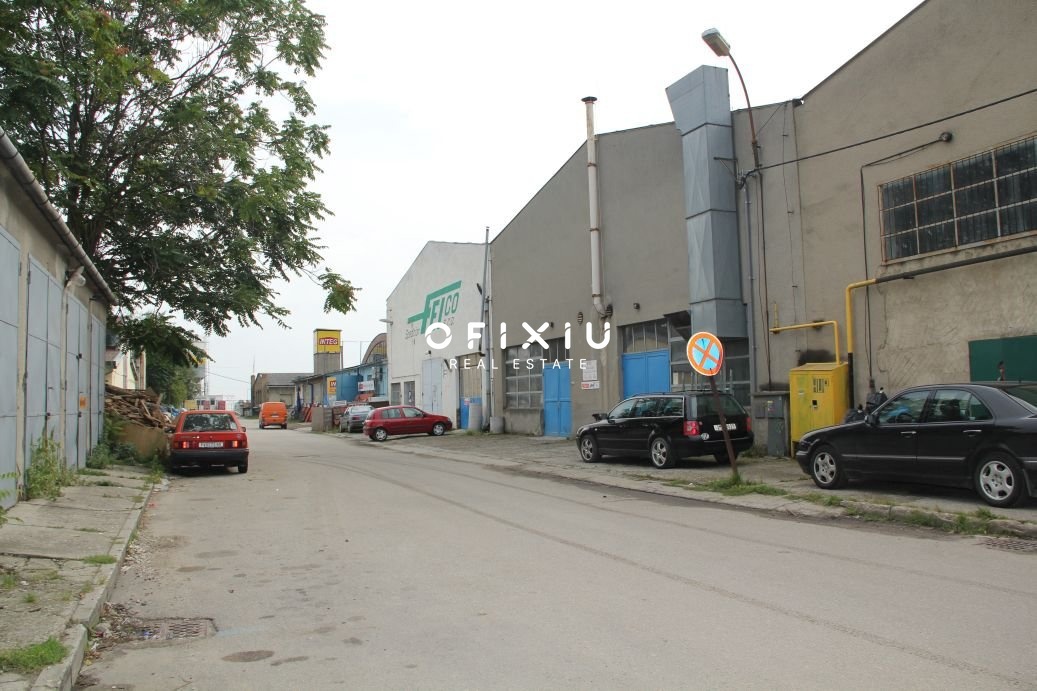 Photo 1 - Commercial property for rent · 820 m²