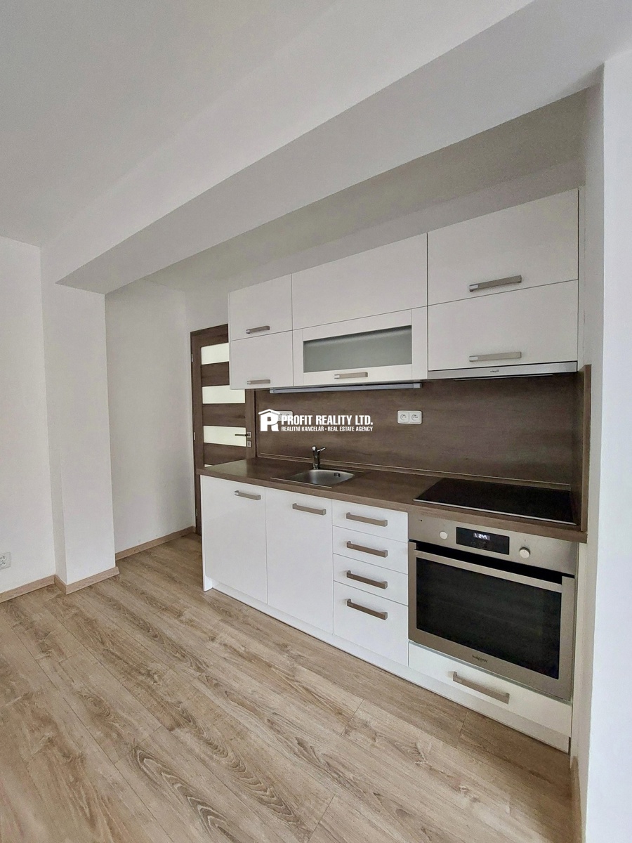 Fotografie 2 - Prodej bytu · 2+kk · 41 m²