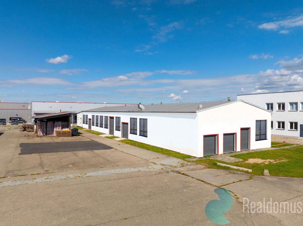 Fotografie 1 - Pronájem komerční nemovitosti · Sklad · 629 m²