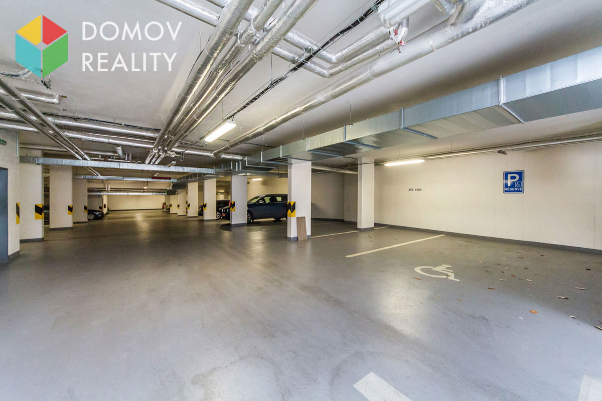 Photo 2 - Garage for rent · 5 m²