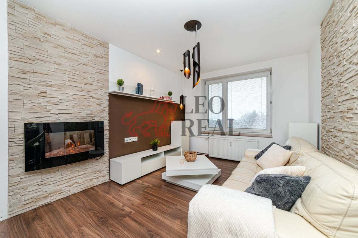 Photo 2 - Apartment for sale · 2+kk · 41 m²
