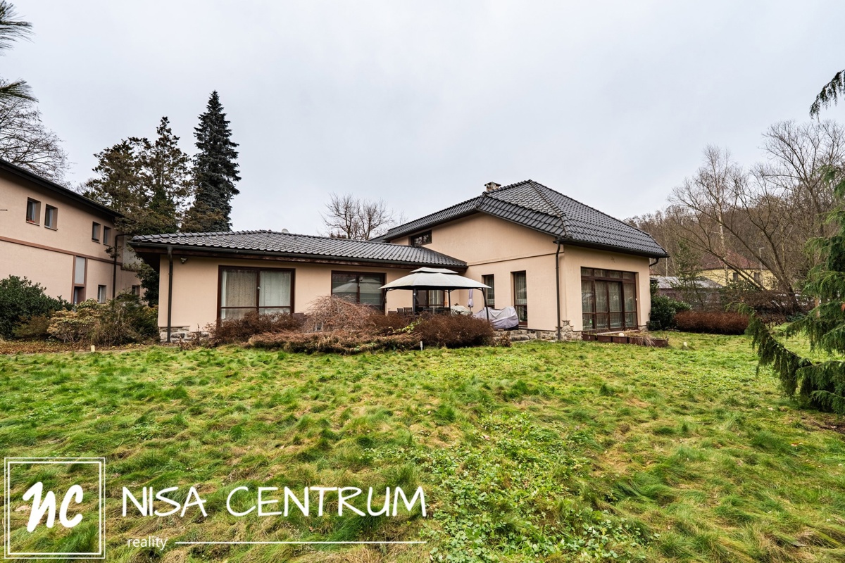 Фото 1 - Продаж будинку · Сімейний будинок · 430 m²