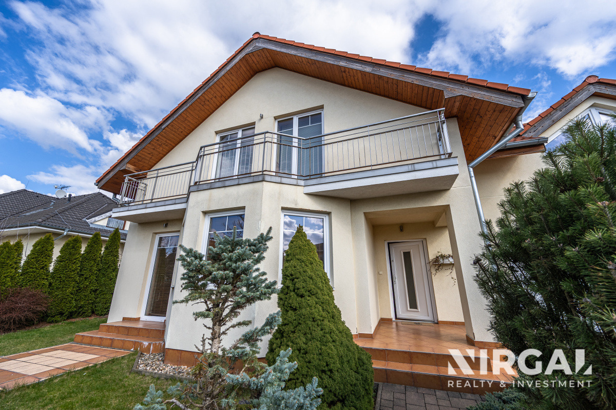 Hình ảnh 2 - Nhà bán · 224 m²
