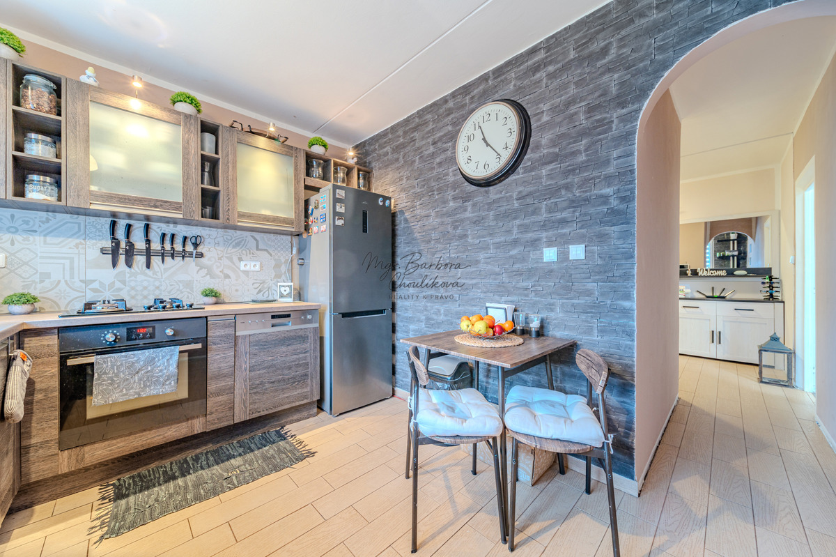 Фото 2 - Продаж квартири · 4+1 · 83 m²