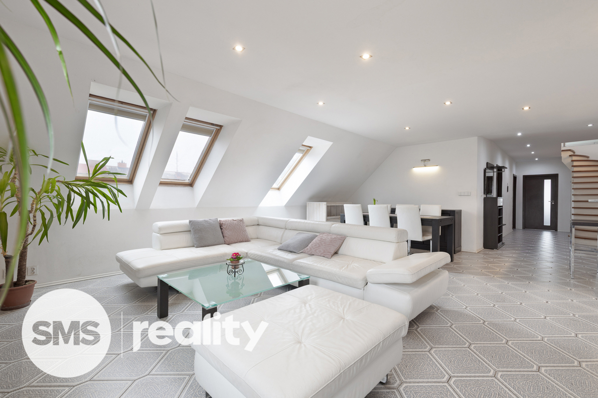 Photo 2 - Apartment for sale · 5+kk · 185 m²