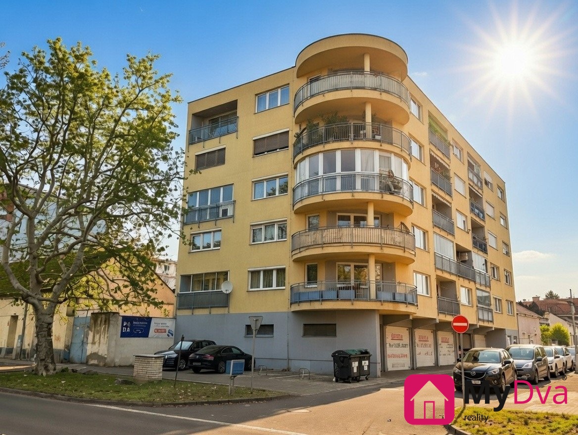 Fotografie 1 - Prodej bytu · 2+kk · 55 m²