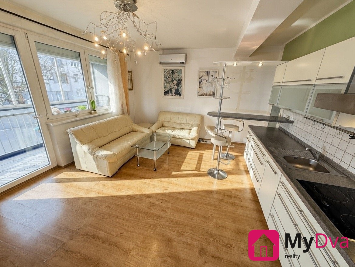Fotografie 2 - Prodej bytu · 2+kk · 55 m²
