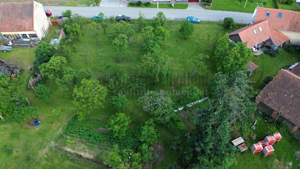 Fotografie 2 - Prodej pozemku · Bydlení · 490 m²