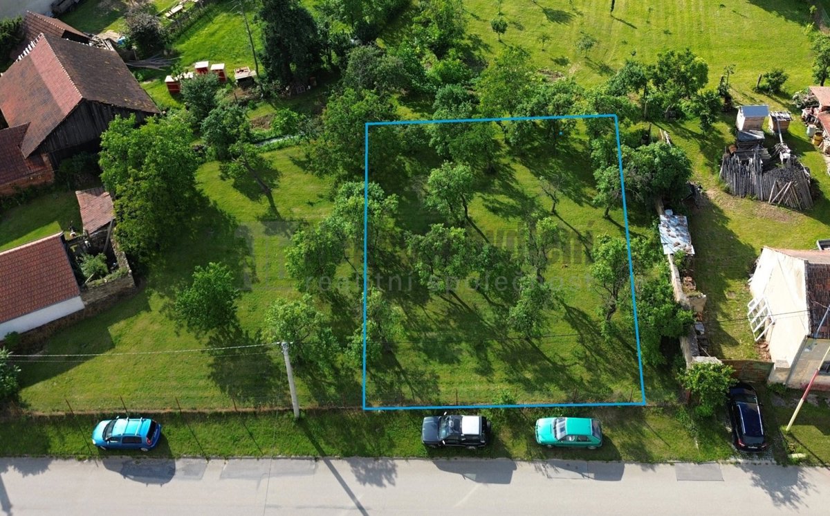 Fotografie 1 - Prodej pozemku · Bydlení · 490 m²