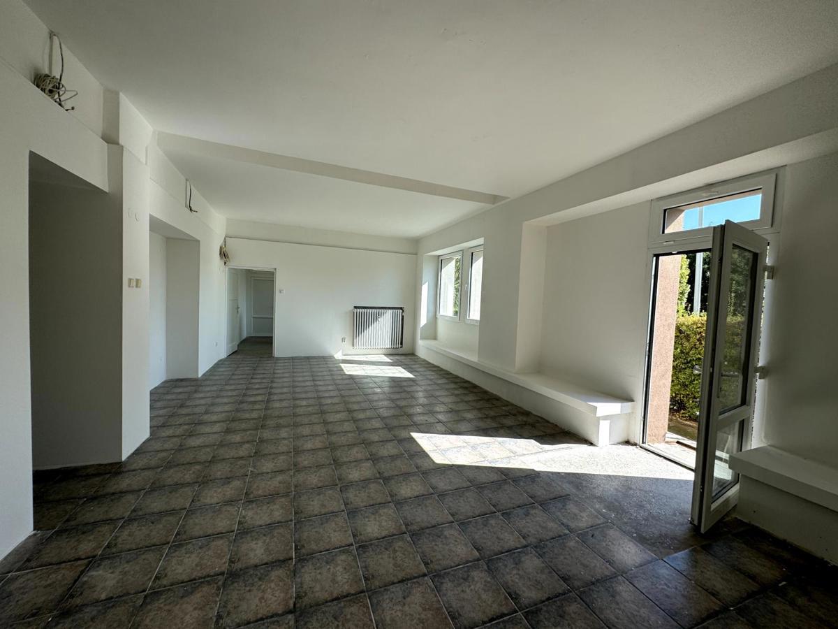 Фото 3 - Продажа коммерческой недвижимости · Офис · 125 m²