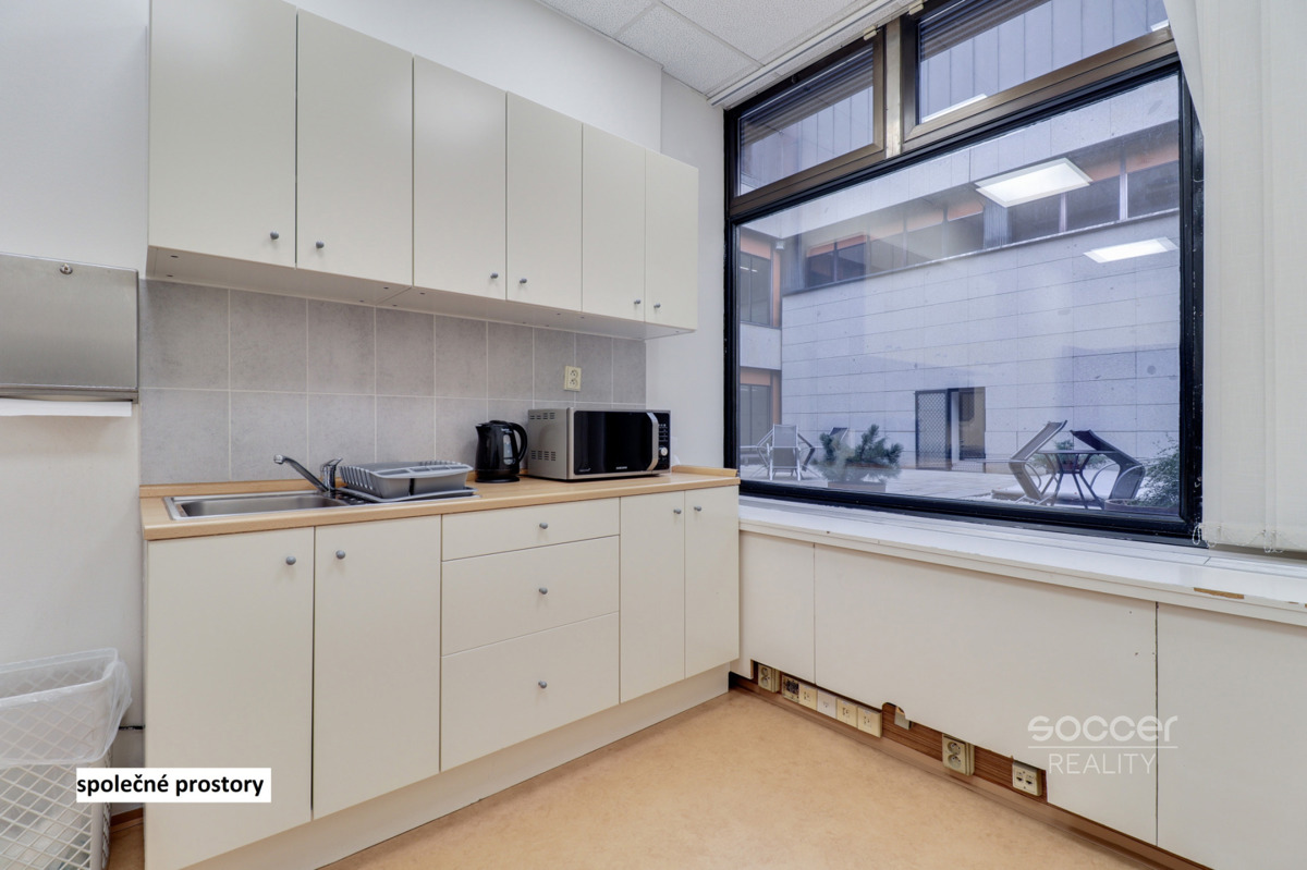 Photo 2 - Commercial property for rent · Office · 21 m²