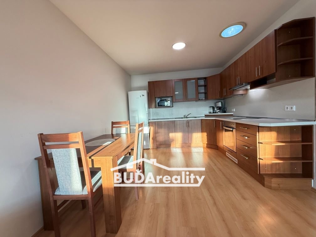 Photo 3 - Apartment for sale · 2+kk · 65 m²