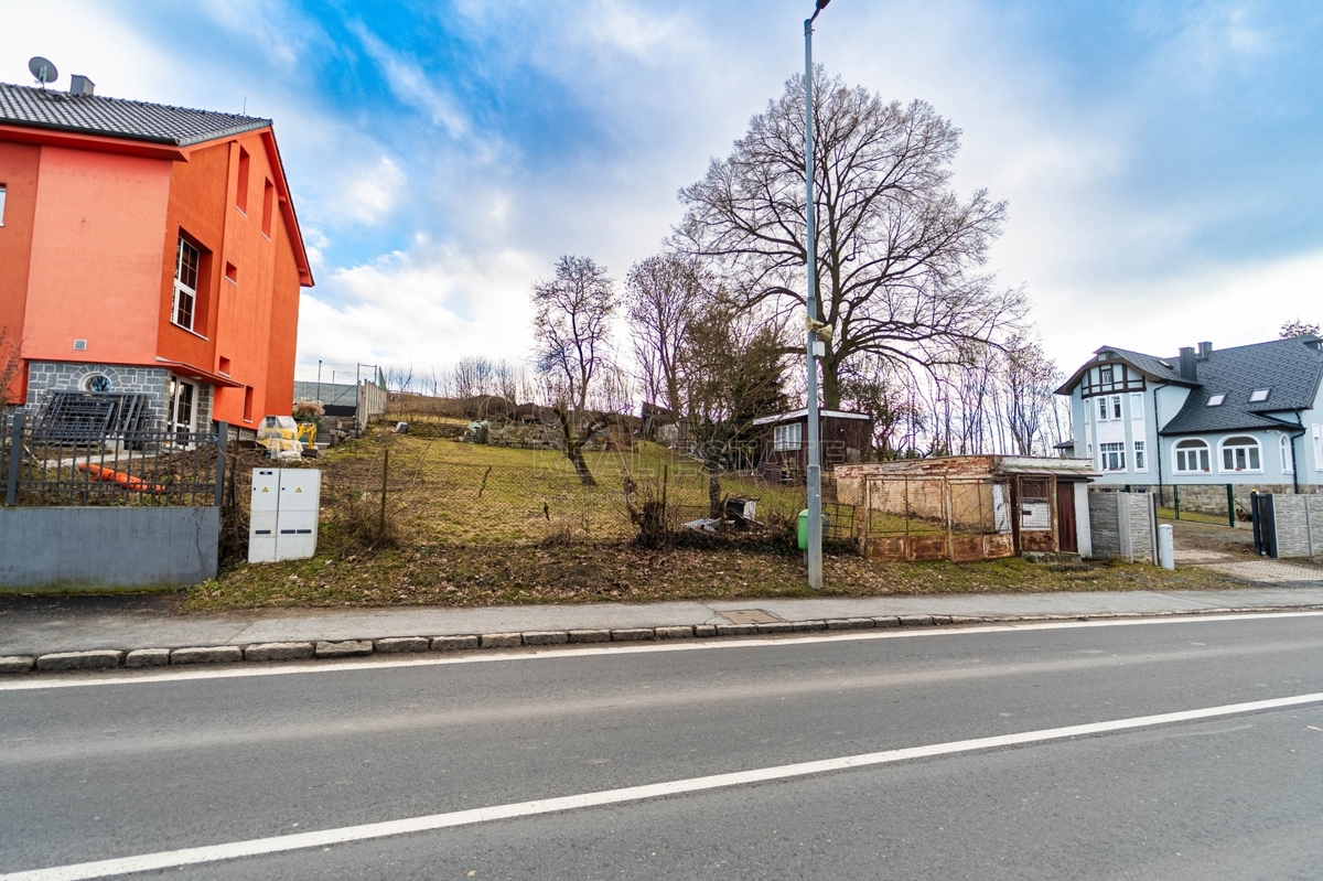 Fotografie 1 - Prodej pozemku · Bydlení · 1 038 m²