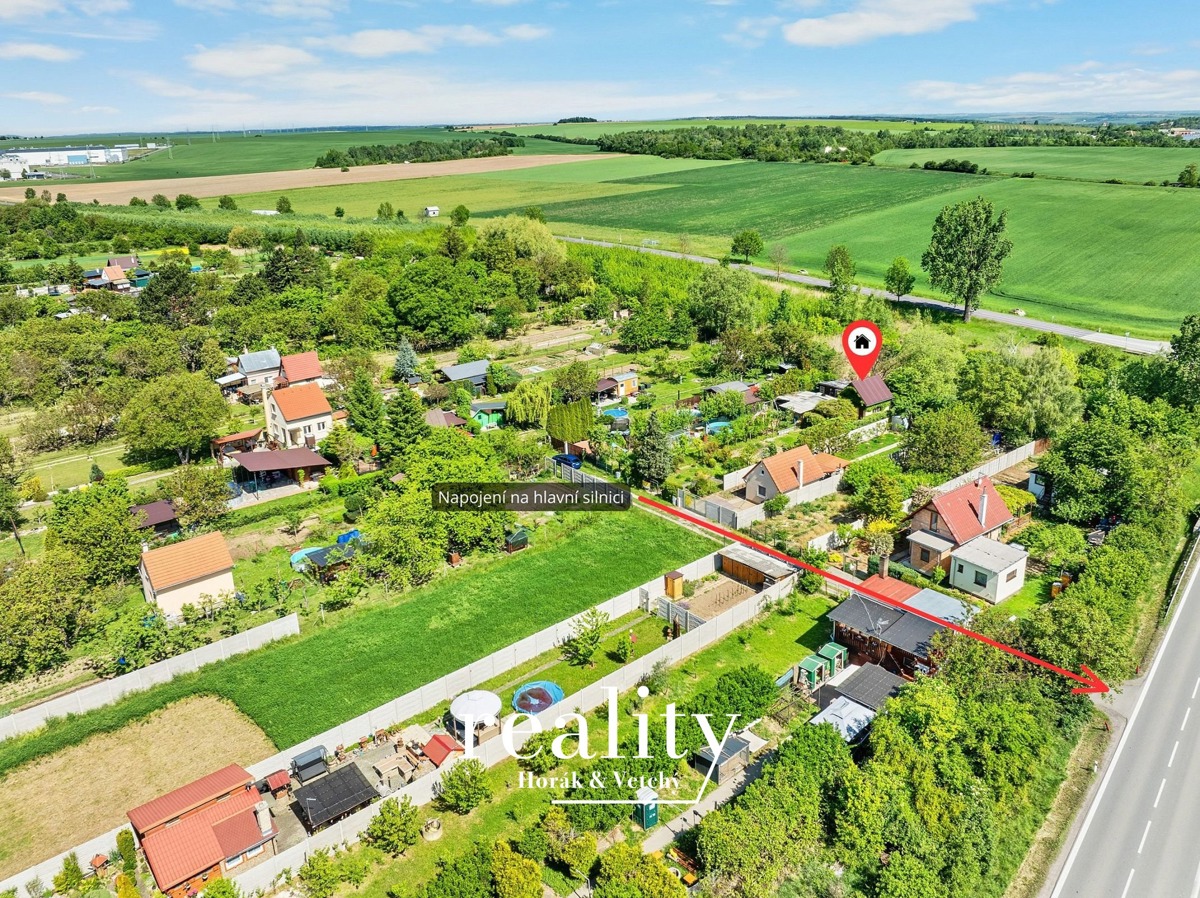 Photo 4 - Land for sale · Garden