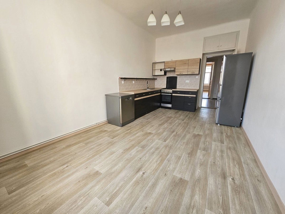 Фото 2 - Аренда квартиры · 2+kk · 58 m²