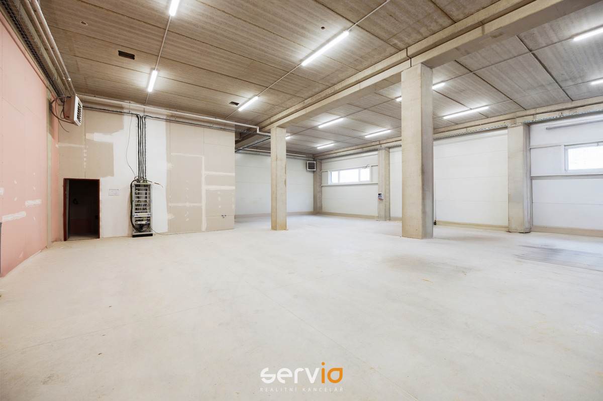Fotografie 2 - Pronájem komerční nemovitosti · Sklad · 549 m²