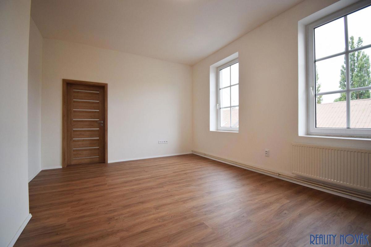 Hình ảnh 1 - Căn hộ cho thuê · 2+kk · 52 m²
