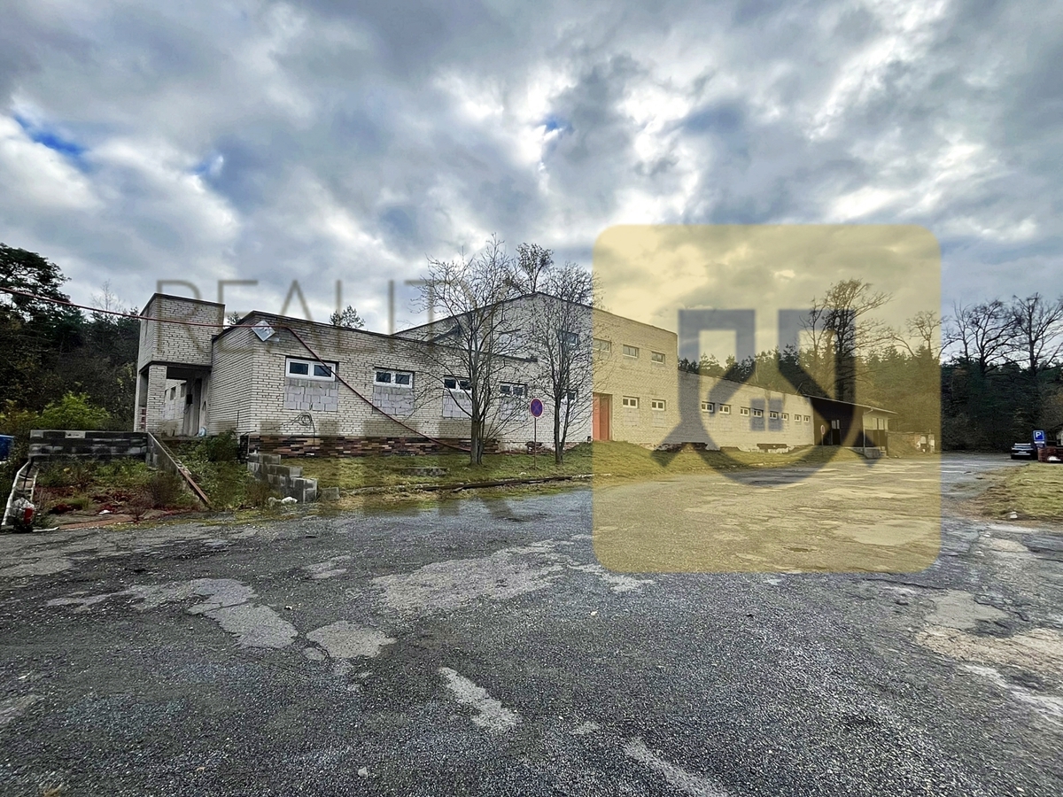 Фото 1 - Аренда коммерческой недвижимости · Склад · 414 m²