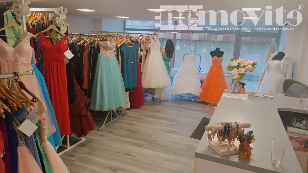 Photo 1 - Commercial property for rent · Retail space · 74 m²