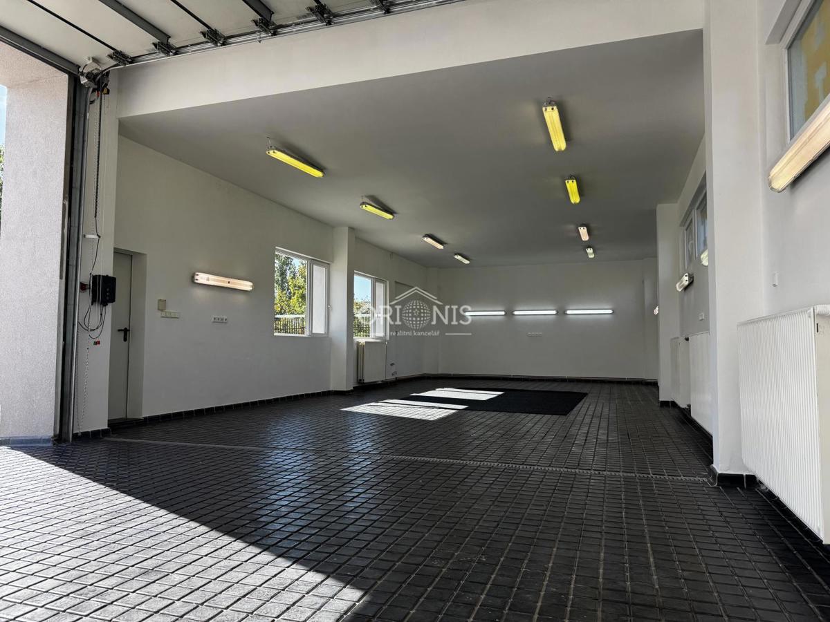 Hình ảnh 1 - Bất động sản thương mại cho thuê · 297 m²