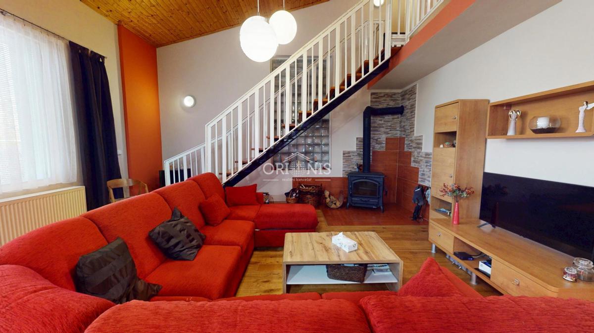 Fotografie 3 - Prodej domu · Rodinný · 268 m²
