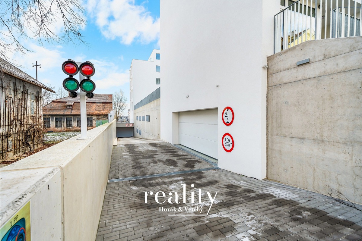 Photo 4 - Garage for rent · 18 m²