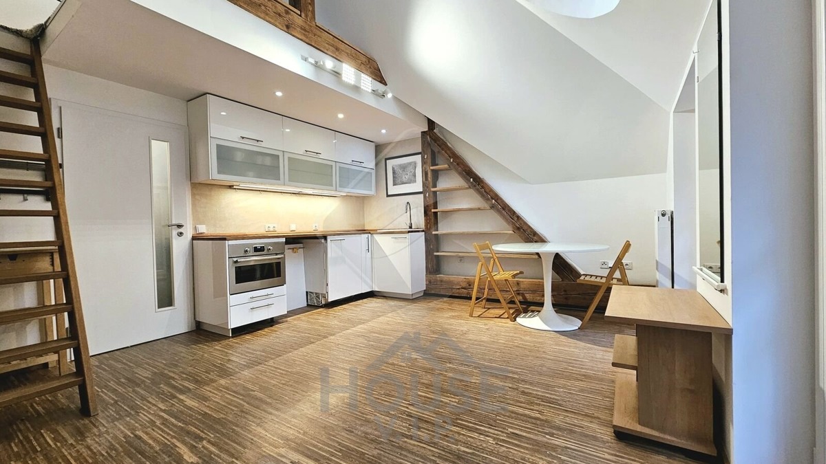 Фото 1 - Продажа квартиры · 1+kk · 36 m²