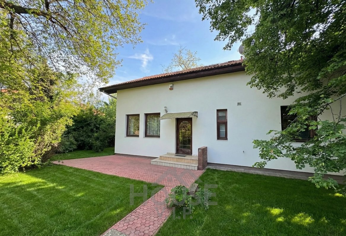 Фото 4 - Продажа дома · Семейный дом · 245 m²