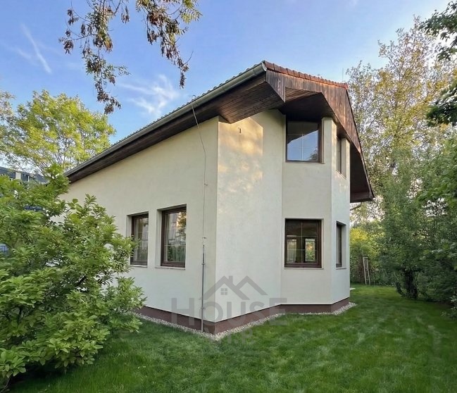 Фото 3 - Продажа дома · Семейный дом · 245 m²