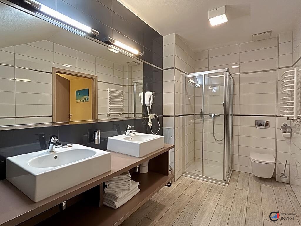 Фото 2 - Продажа коммерческой недвижимости · Отель · 80 m²