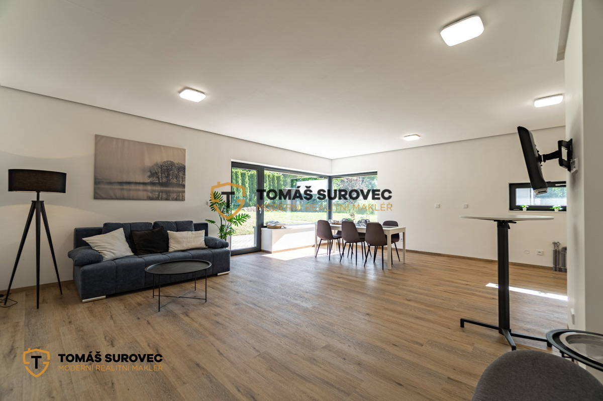 Hình ảnh 1 - Nhà bán · 157 m²