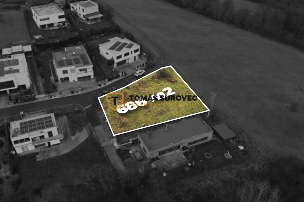 Fotografie 2 - Prodej pozemku · Bydlení · 686 m²