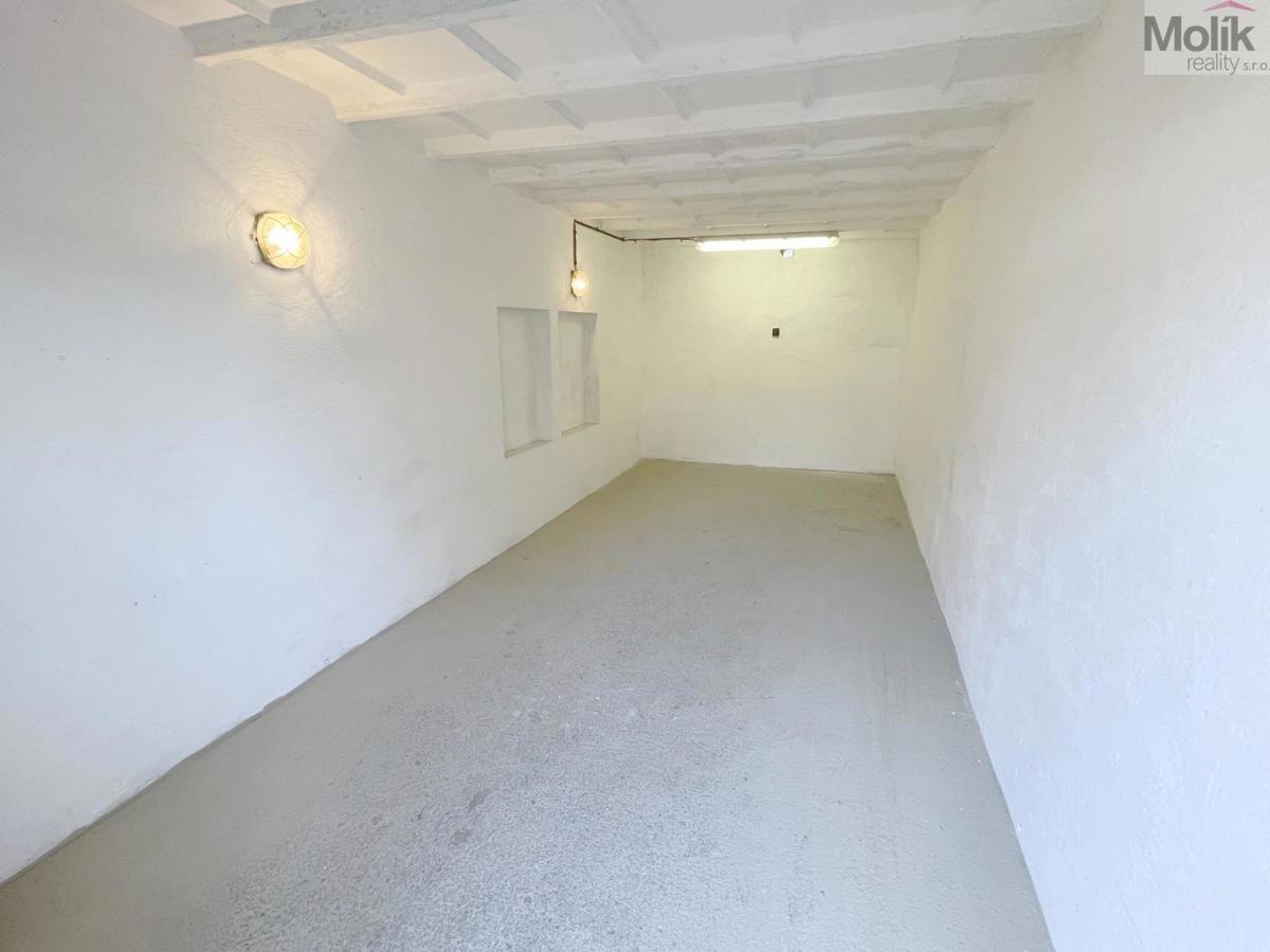 Photo 1 - Garage for sale · 19 m²