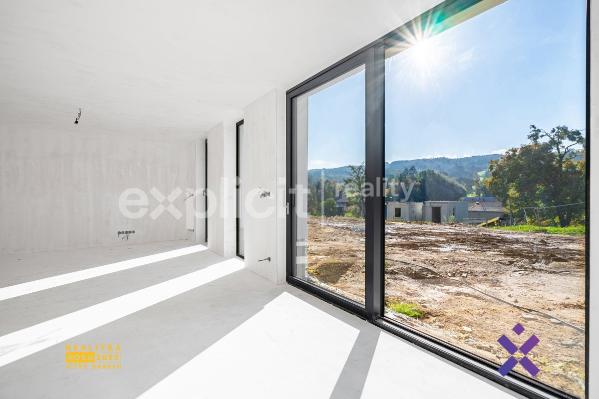 Фото 3 - Продаж квартири · 2+kk · 98 m²