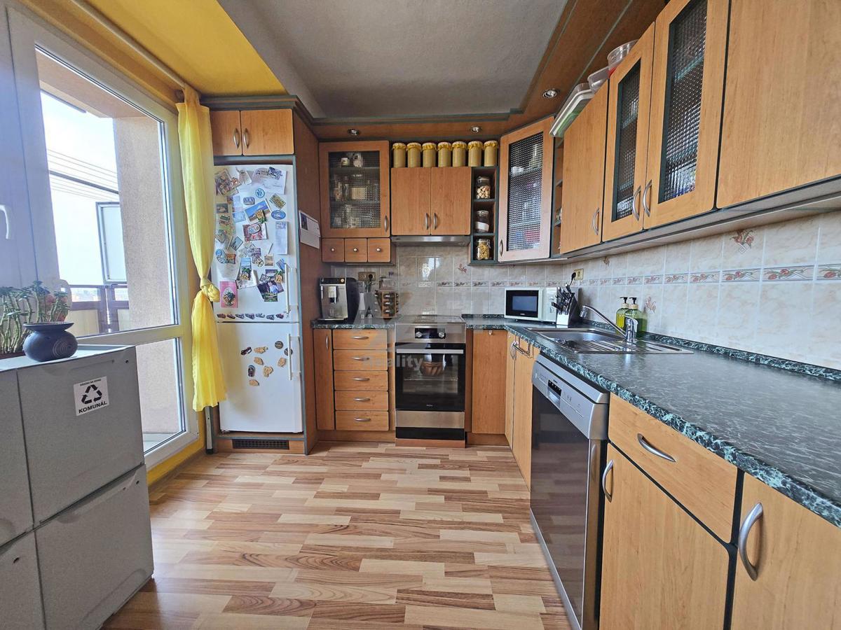 Фото 3 - Продаж квартири · 3+1 · 64 m²